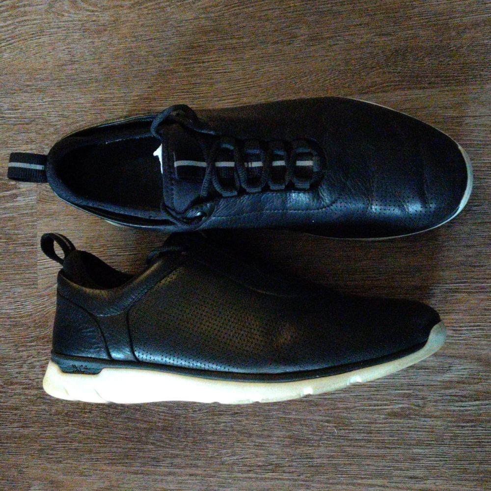 XC4 Prentiss Sneaker